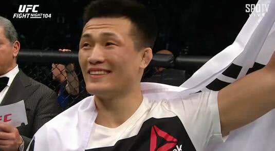 Ufc ì •ì°¬ì„± ì„±ê³µì  ë³µê·€ì— ë°ì´ë‚˜ í™