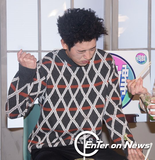 [ON포토] 정준영, '녹화에 집중 못하고 산만한 모습'