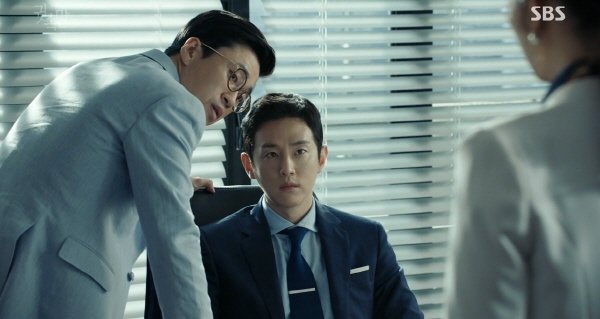 ‘귓속말’ 스틸사진. 사진=SBS 방송 캡처