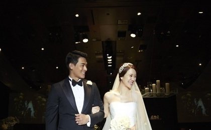 백지영, 유산 슬픔 이겨내고 첫 딸 출산...“축하해요!”