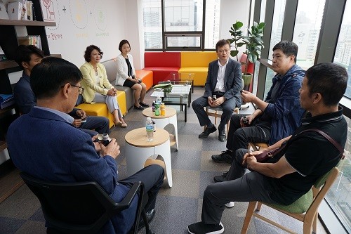 호식이두마리치킨 가맹본부, 지역사회 소외계층 공헌 활동 ‘주목’