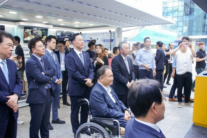 한국가상증강현실산업협회(회장 윤경림, KoVRA) 측은 지난 5~9일 서울 상암동 누리꿈스퀘어 일대에서 펼쳐진 'KVRF2018'이 성황리에 마무리됐다고 전했다. (사진=박동선 기자)