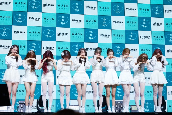 8일 서울 광진구 예스24 라이브홀에서는  걸그룹 '우주소녀(WJSN)'  새 미니앨범 'WJ STAY(우주 스테이)' 쇼케이스가 펼쳐졌다. (사진=스타쉽엔터테인먼트 제공)