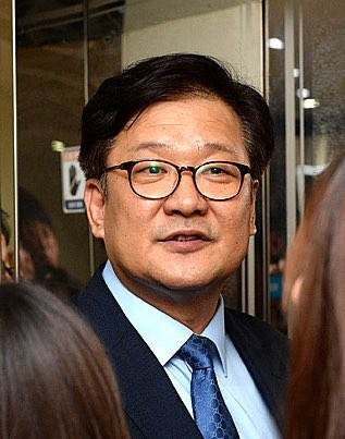 나노스 측은 지난 8일 공시를 통해 김영수 전 국회 대변인실 대변인(사진)의 사외이사 영입을 오는 24일 정기 주주총회를 통해 마무리할 것이라고 밝혔다. (사진=나노스 제공)