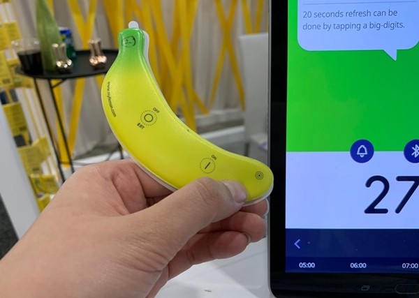 [CES 2019]라이프 사이언스 테크놀로지, 블루투스로 연결하는 ‘바나나 체온계’ 소개