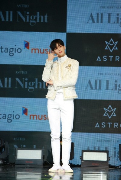ASTRO 1ST Album ‘All Light’ 발매기념 ‘아스트로 쇼케이스’ 공연사진. 사진=판타지오 제공