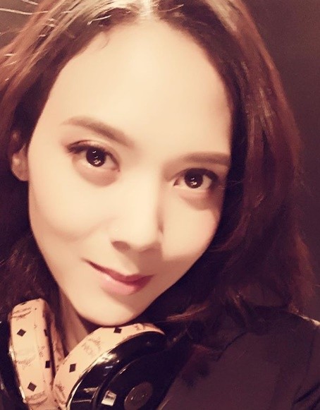 사진: 윤미래 인스타그램