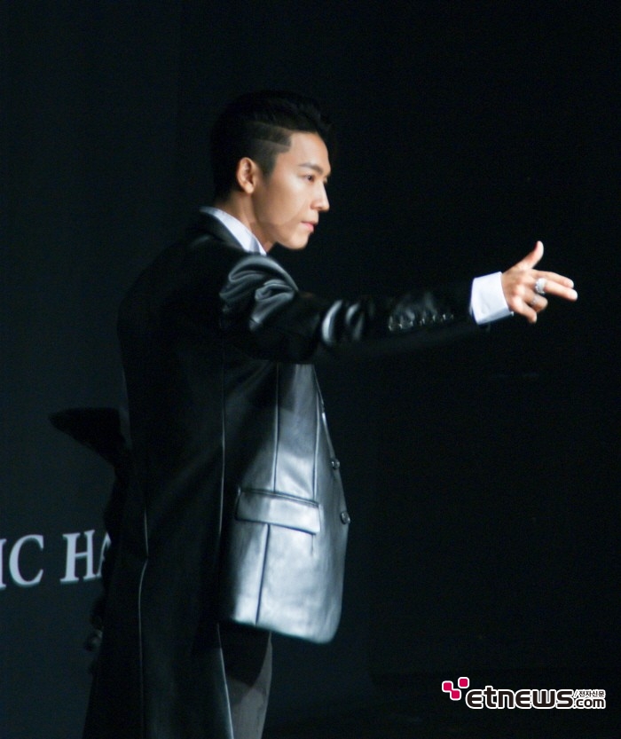 14일 서울 송파구 올림픽공원 뮤즈라이브에서는 슈퍼주니어-D&E 콘서트 'THE D&E' 및 미니 3집 'DANGER' 발매기념 기자간담회가 열렸다. 