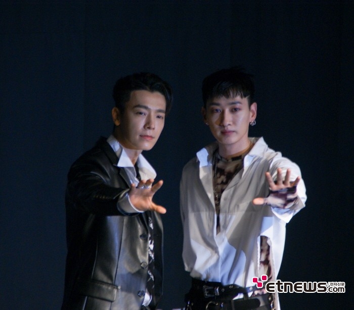14일 서울 송파구 올림픽공원 뮤즈라이브에서는 슈퍼주니어-D&E 콘서트 'THE D&E' 및 미니 3집 'DANGER' 발매기념 기자간담회가 열렸다. 