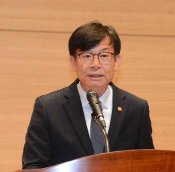 김상조, 23일 재계 11~30위 그룹 대표와 회동