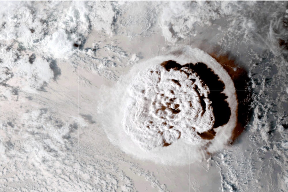 통가 훙가하파이 해저화산. 사진=미 항공우주국(NASA)