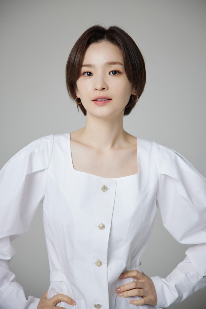 최근 배우 전미도와 JTBC 수목드라마 '서른, 아홉' 인터뷰를 가졌다. (사진=비스터스엔터테인먼트 제공)