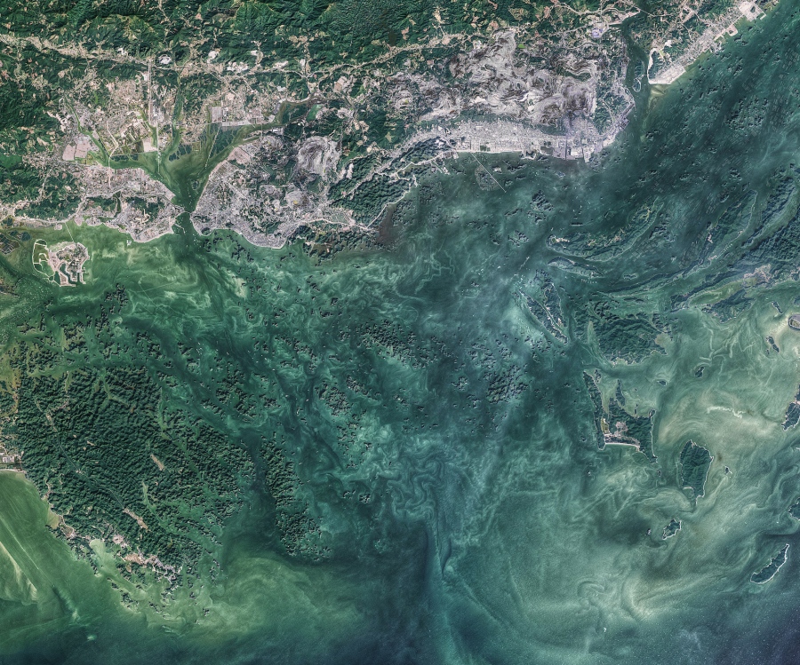 랜드샛 8호가 지난 7일 촬영한 베트남 앞바다. 사진=미 항공우주국(NASA) 지구관측소