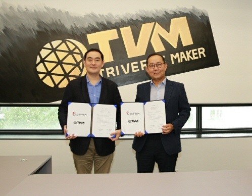 김상우 TVM 대표이사(왼쪽)와 황재우 삼영이엔씨 대표. 사진=삼영이엔씨