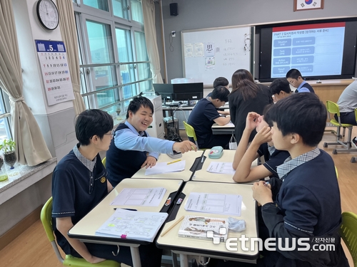 [꿈을 향한 교육]전자신문, 경주공업고 ‘2023년 취업마인드 제고 교육 프로그램’ 실시