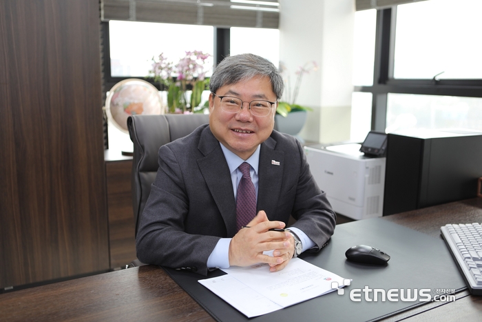 심영수 진영 대표