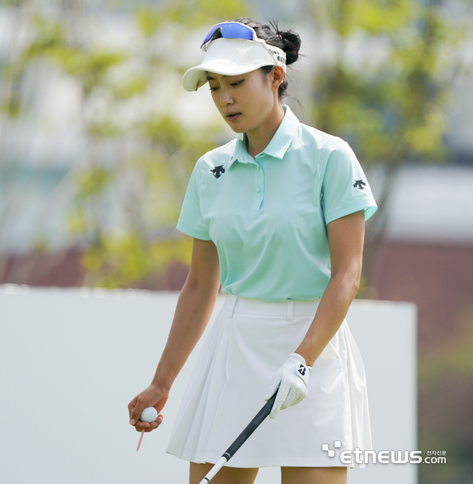[포토] 윤선정, 차분하게 티샷해요
