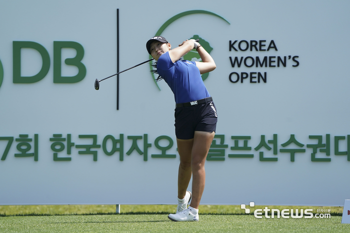 [포토] 강하게 티샷을 날리는 유현조