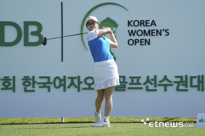 [포토] 이승연, 멋진 티샷으로 보내요