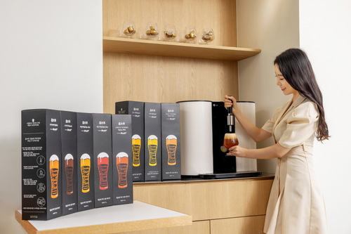 LG전자가 프리미엄 수제 맥주 제조기 ‘LG 홈브루’로 즐기는 8번째 캡슐 패키지인 마일드 IPA(Mild IPA)’를 19일 출시했다.