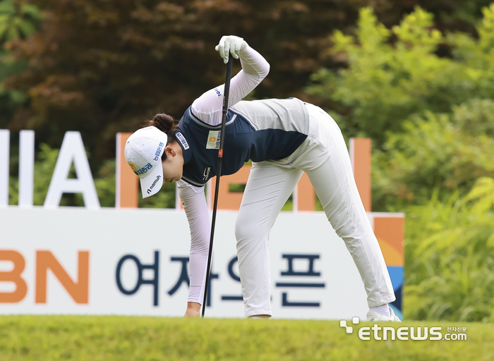 [포토] 티샷 준비하는 이가영