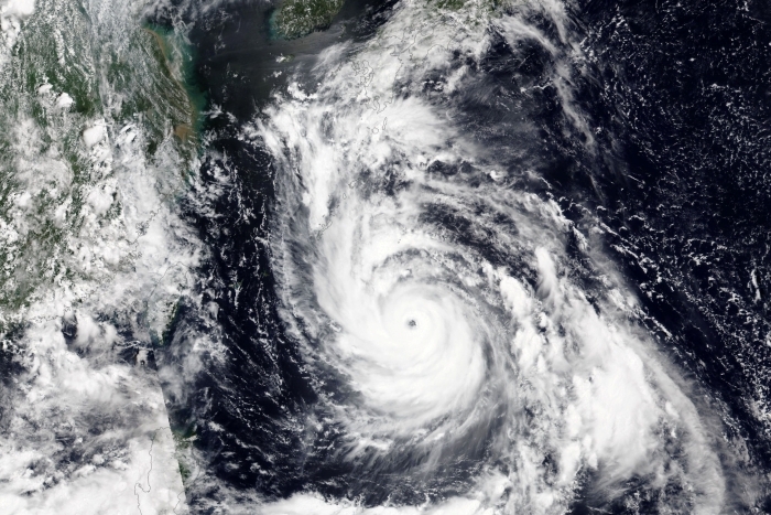 지난달 31일 일본으로 접근하고 있는 제6호 태풍 '카눈'. 사진=미 항공우주국(NASA) 지구관측소