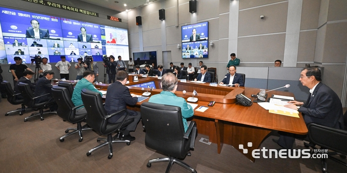 한덕수 “모든 대원 출국 전까지 빈틈없이 지원”