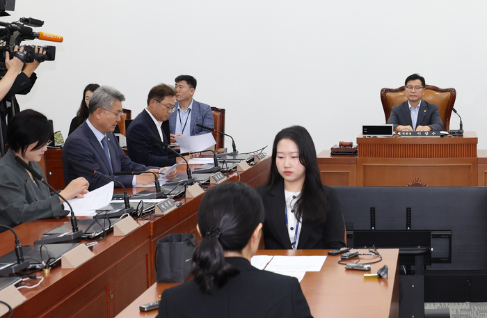 30일 국회에서 이양수 위원장 주재로 윤리특별위원회 제1소위원회 회의가 열리고 있다. 연합뉴스