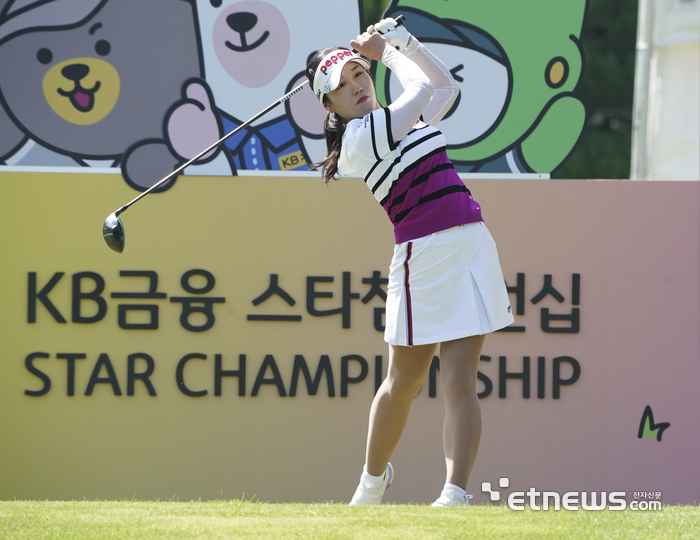 [포토] 정확한 방향으로 보내는 황정미