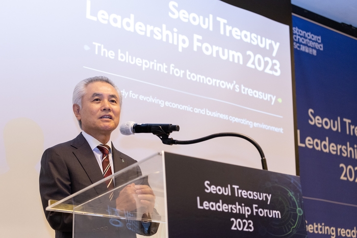 지난 12일 서울 종로구 포시즌스 호텔에서 열린 'Seoul Treasury Leadership Forum'에서 박종복 SC제일은행장이 인사말을 하고 있다.