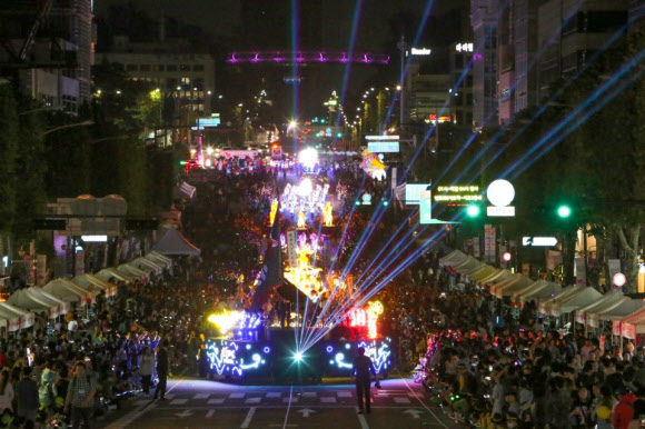 서울 서초구 최대 음악축제 서리풀페스티벌의 2019년 공연장 모습. 사진=서초구