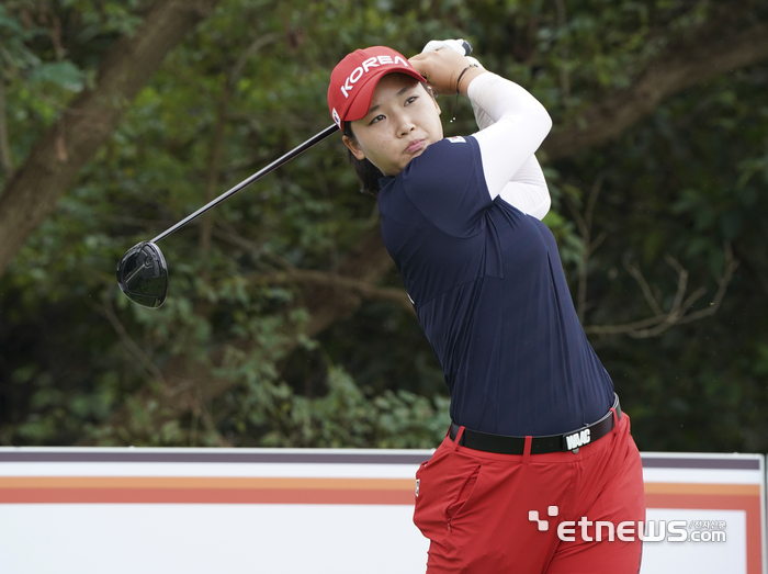 [포토] 김민솔, 강하게 보내는 티샷