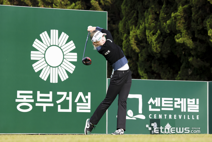 [포토] 조아연, 힘찬 스윙으로 보내는 티샷