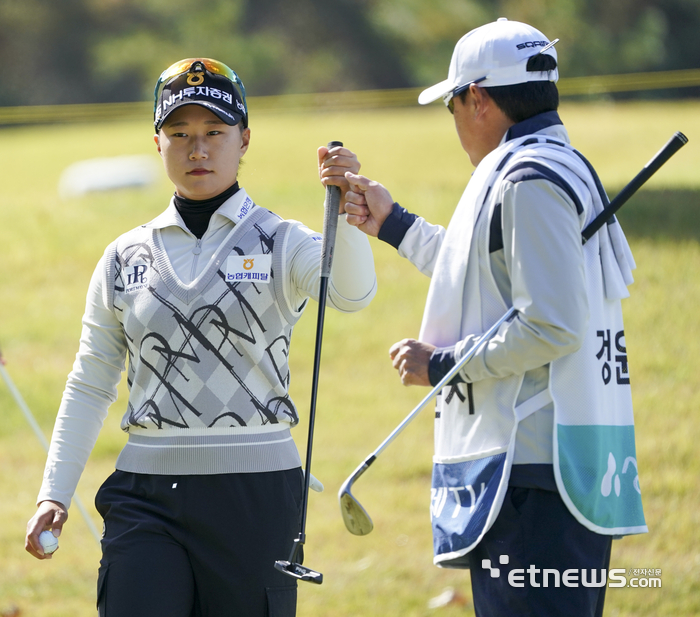 [포토] 파세이브 성공하는 정윤지