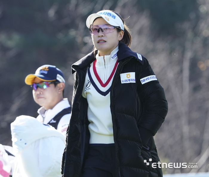 [포토] 티샷후 이동하는 박민지