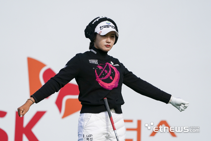 [포토] 티샷 준비하는 박현경