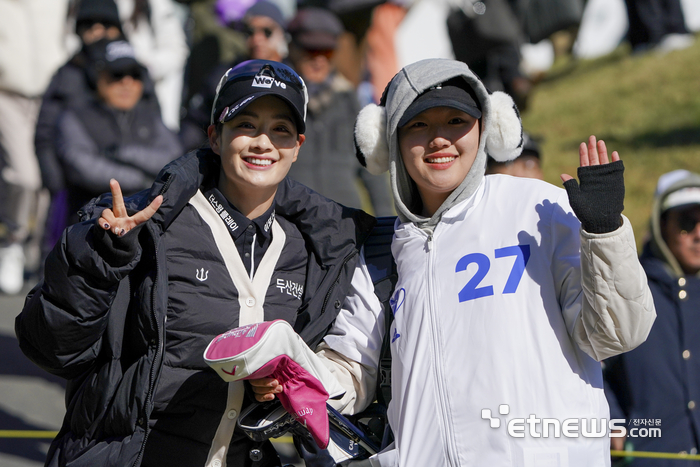 [포토] 박결-조혜림, 오늘 멋진 캐디할게요