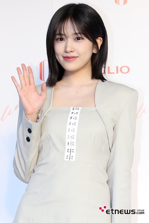 [포토] 아이브 안유진, '예쁜 댕댕이'