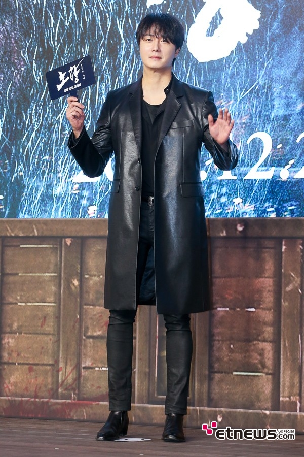 [포토] 정일우, '시크 올블랙'