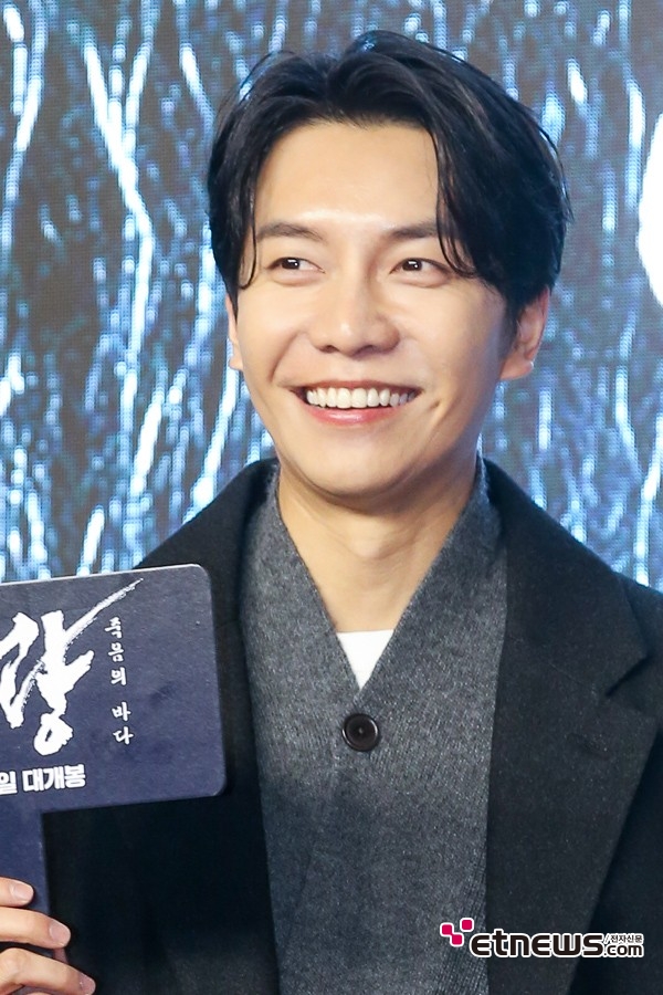 [포토] 이승기, '아빠 미소'