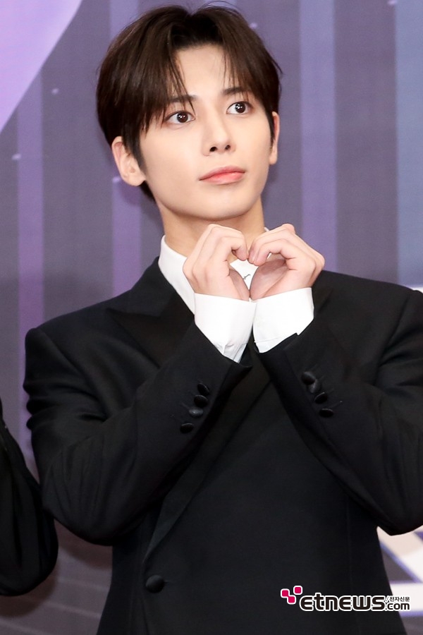 [포토] TXT 태현, '인형이네 인형'