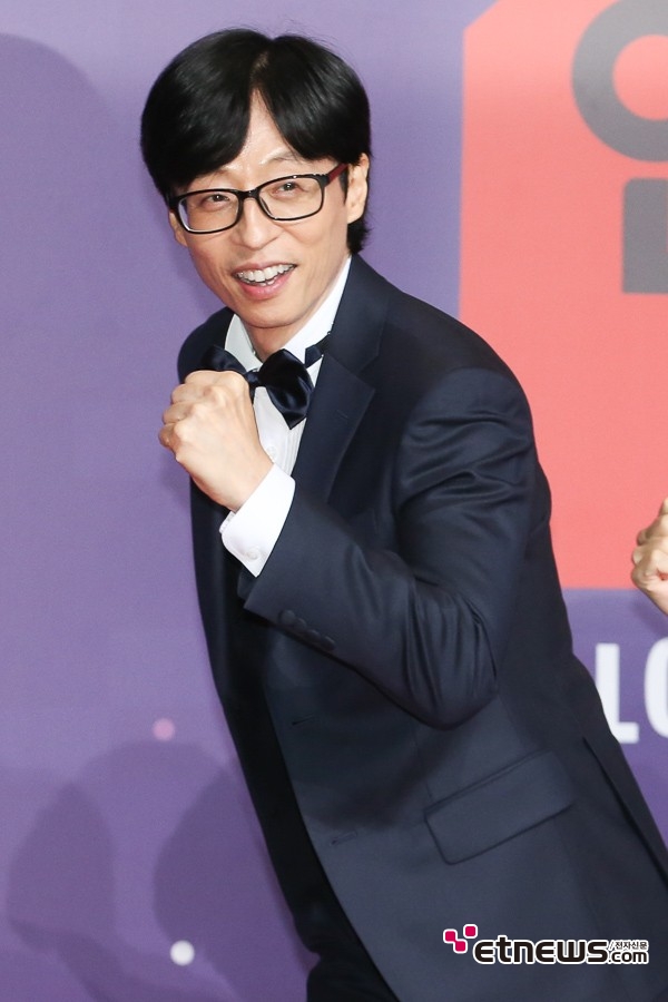 [포토] 유재석, '연말에도 달려요'