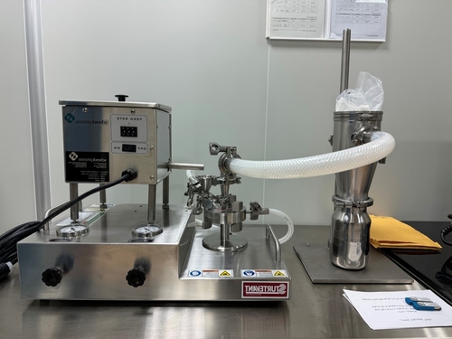 케이메디허브가 신규 도입한 제트밀 분쇄기