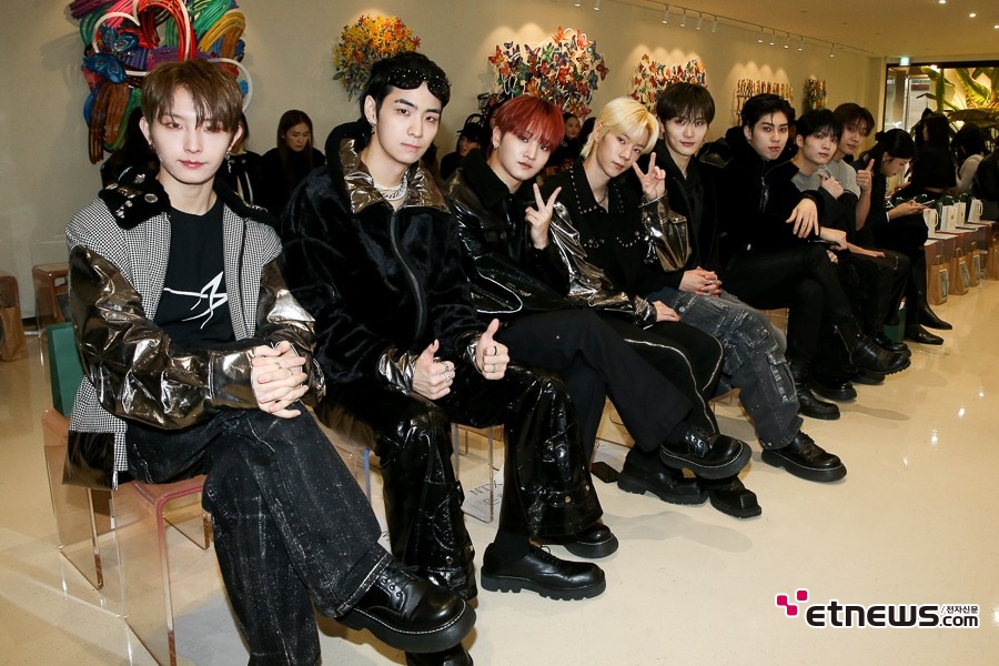 [포토] NTX, '힙한 패셔니스타들'