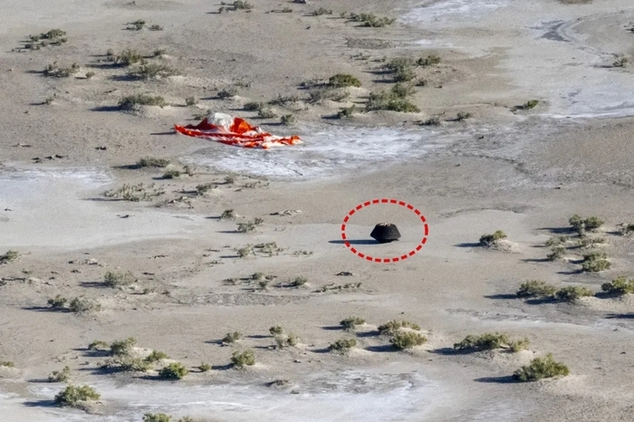 지난해 9월 미국 유타주 사막에 떨어진 소행성 '베누' 샘플 캡슐. 사진=미 항공우주국(NASA)/Keegan Barber