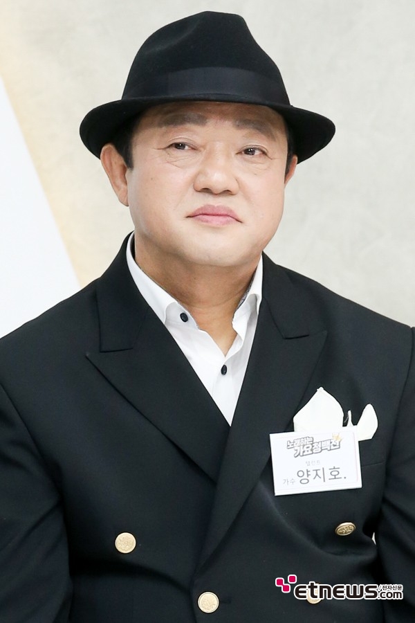 [ET포토] 양지호, '부드러운 미소'