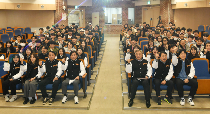 경산이노베이션아카데미가 '42경산 제1기 본교육과정 교육생 오리엔테이션' 을 열었다.