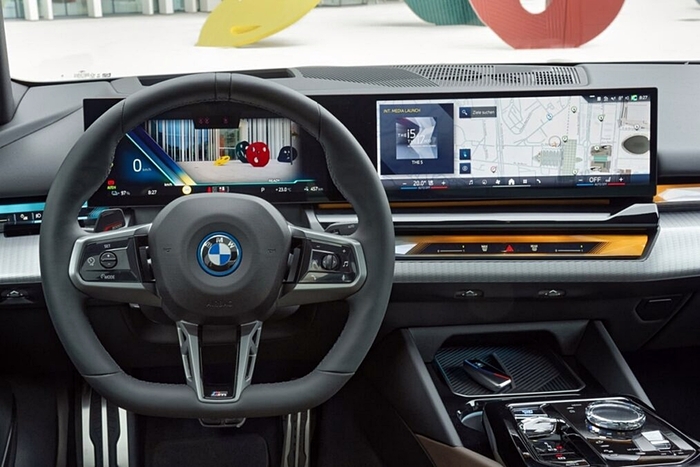 티맵모빌리티 티맵 오토가 탑재된 BMW 전기차