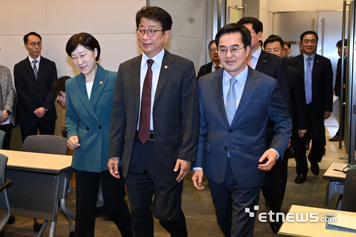 용인 첨단시스템반도체 국가산업단지 상생협약체결식