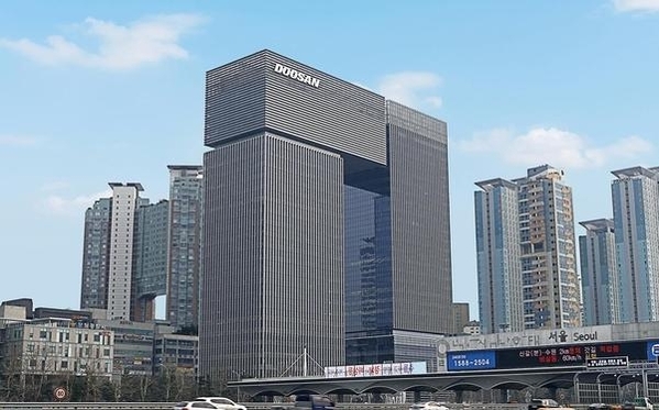 두산타워. 두산